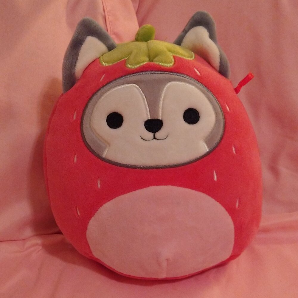 Ryan the Husky as a Strawberry Squishmallow 8"